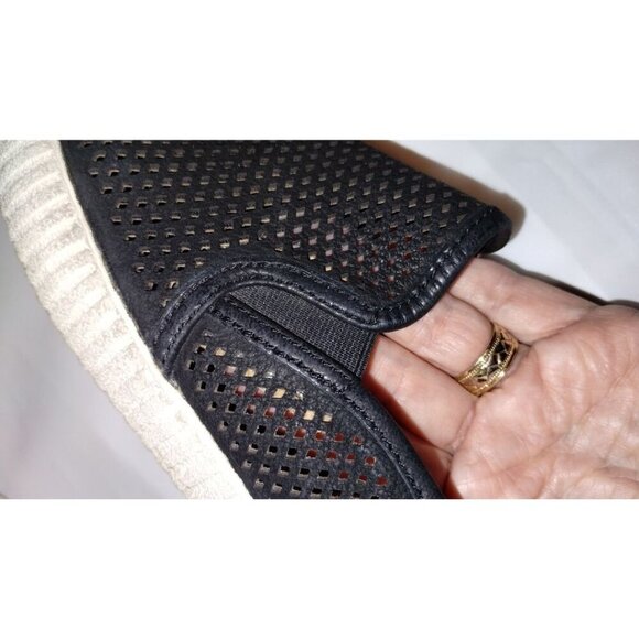 Frye Camille Perforated Leather Slip-On Sneaker (8.5M) - Picture 3 of 7